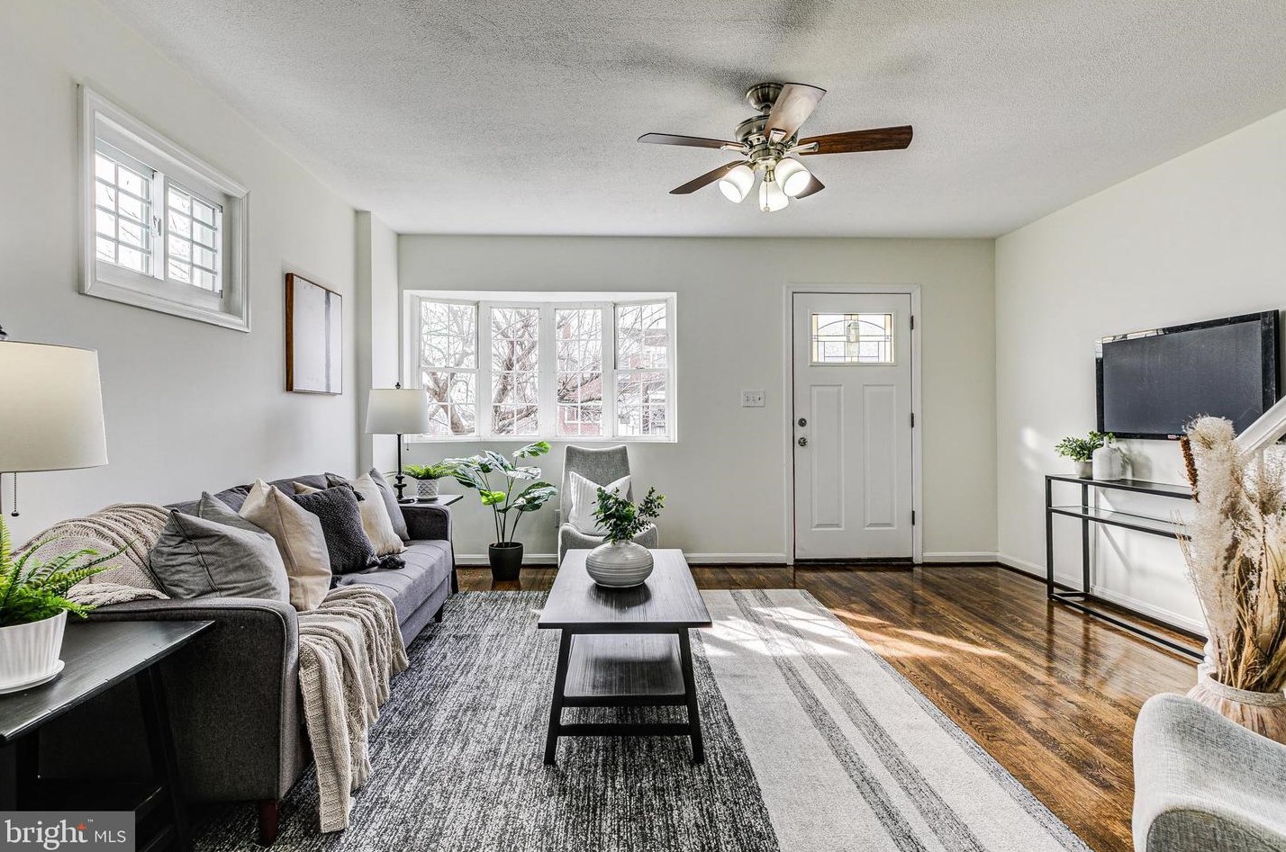 913 Elton Ave, Baltimore MD  21224-3320 exterior