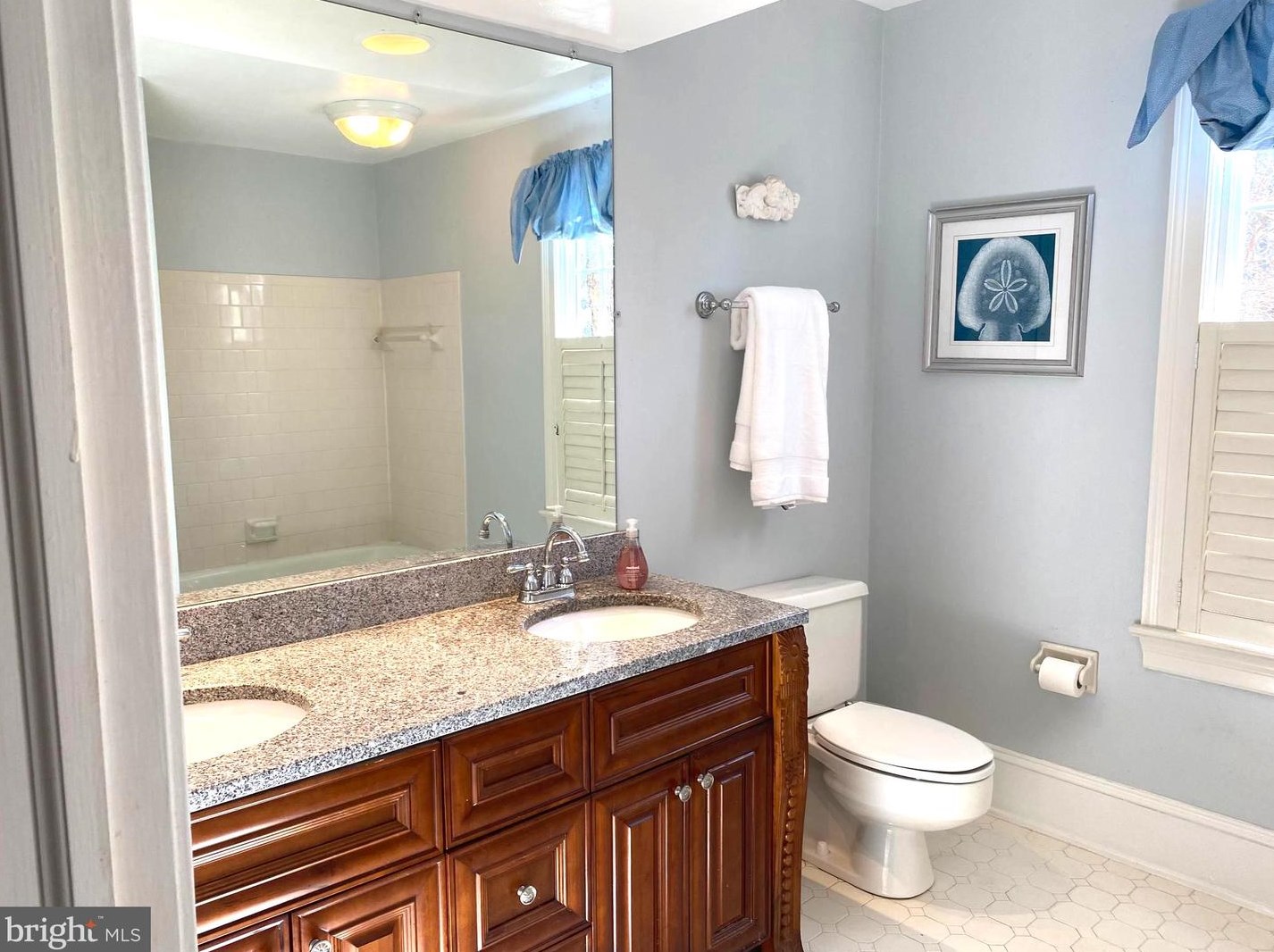 1005 Rolandvue Rd, Baltimore MD  21204-6816 exterior