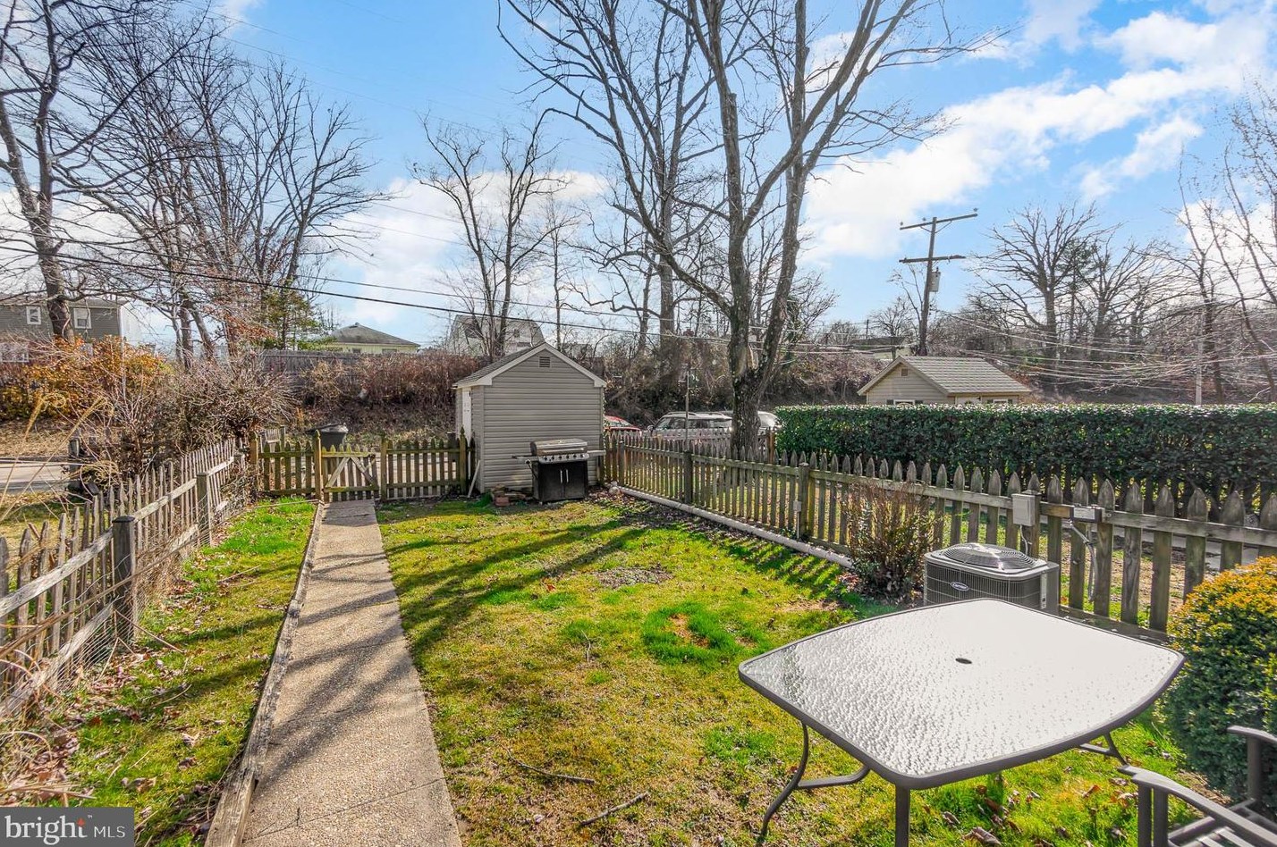 1836 Edgewood Rd, Baltimore MD  21286-5208 exterior