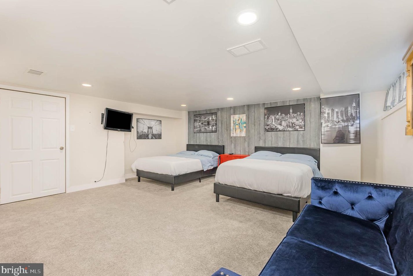 1836 Edgewood Rd, Baltimore MD  21286-5208 exterior