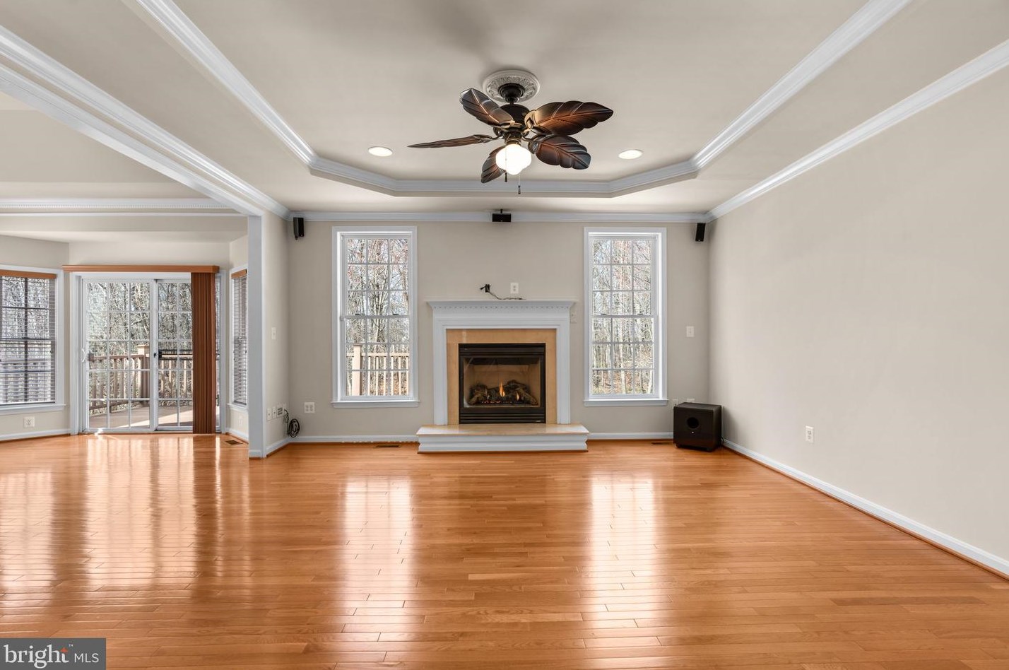 216 Vale Crest Ct, Baltimore MD  21221-4700 exterior