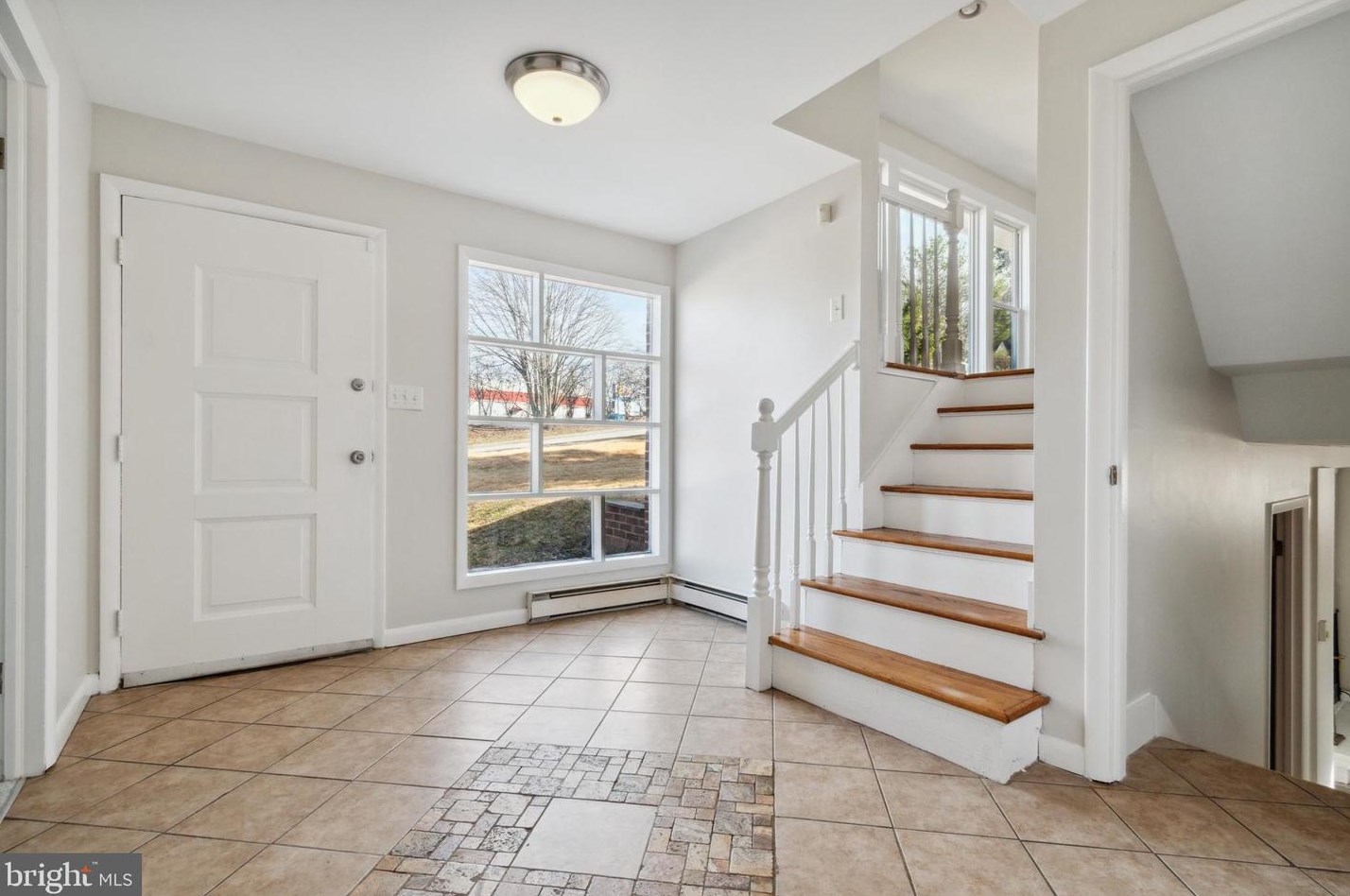 1012 Alexander Ave, Baltimore, MD 21228-2809
