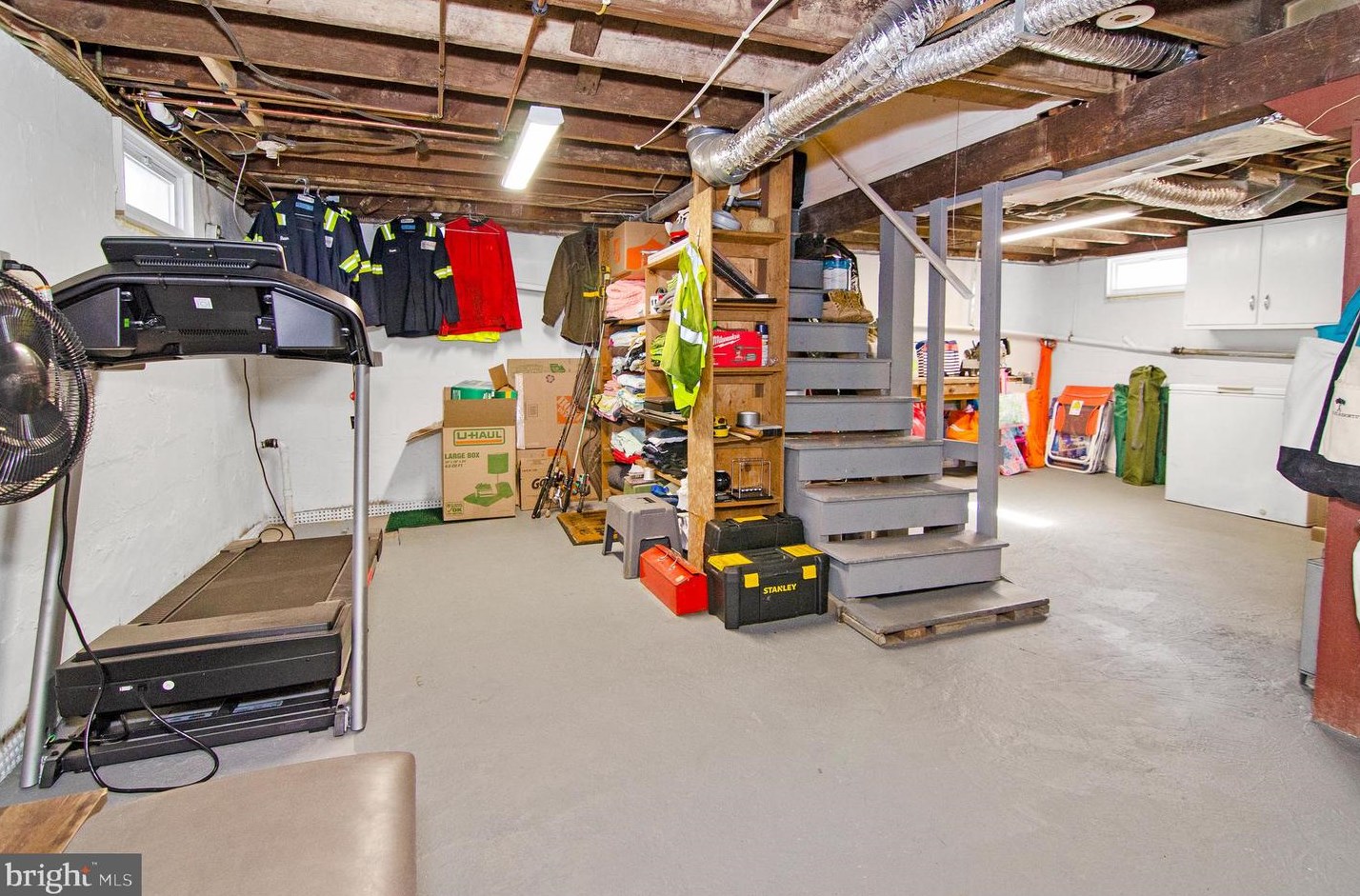 631 Stuart St, Baltimore MD  21221-4832 exterior