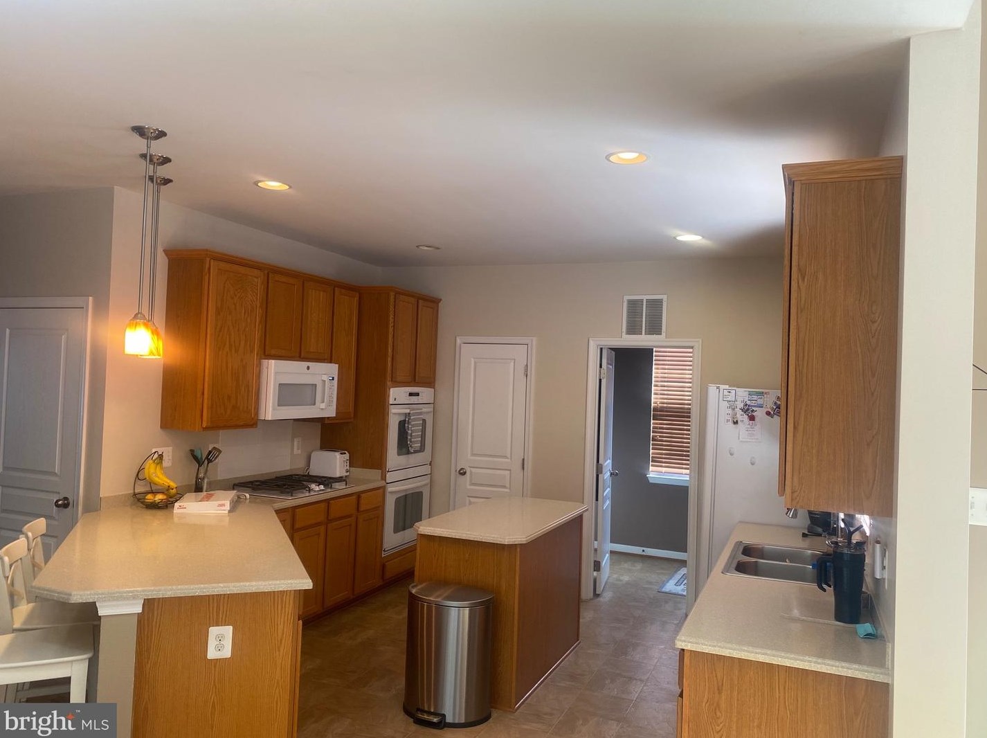 8327 Bufflehead Dr, Baltimore, MD 21222-5513