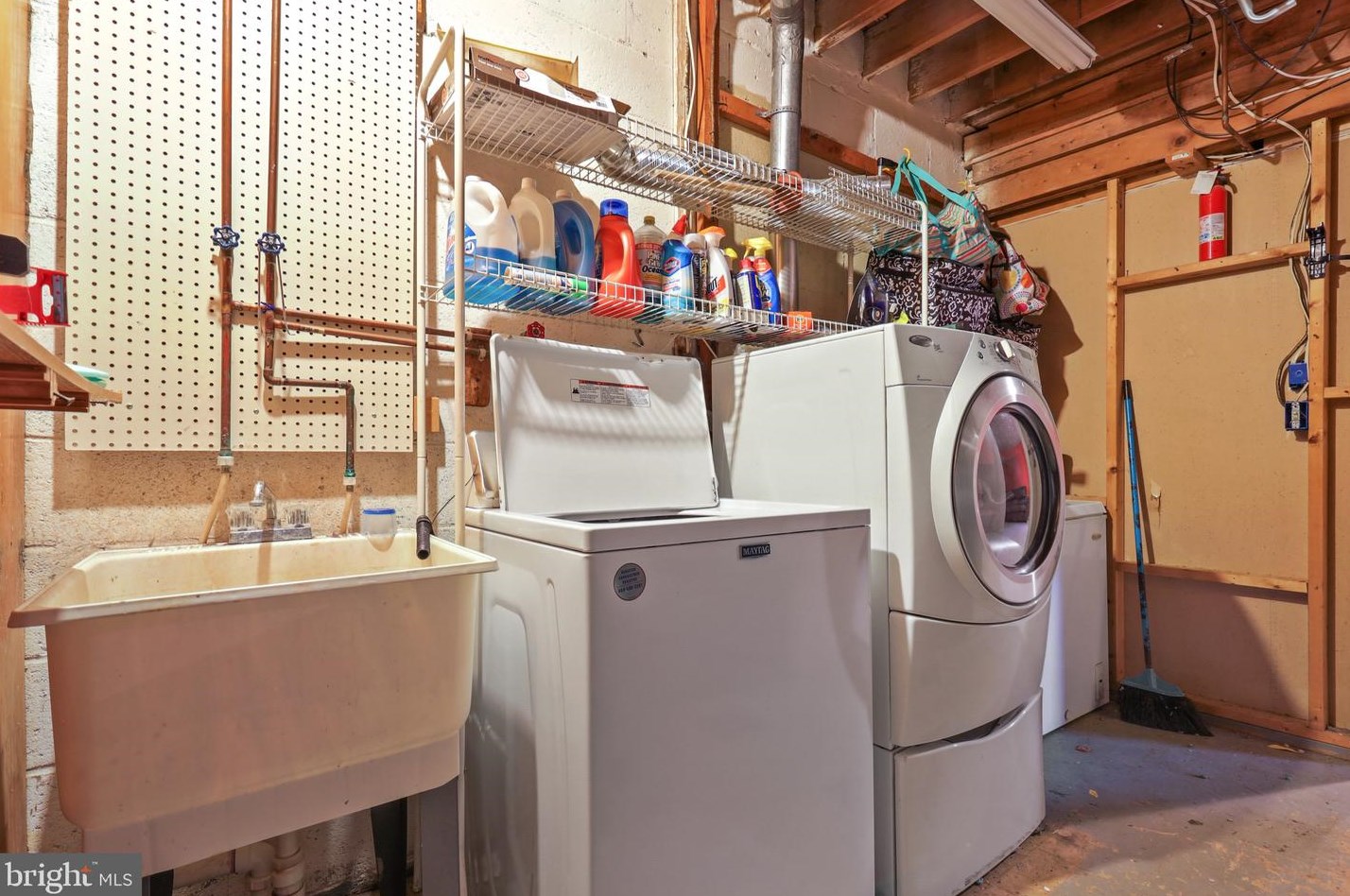 2100 Pitney Rd, Baltimore MD  21234-4924 exterior