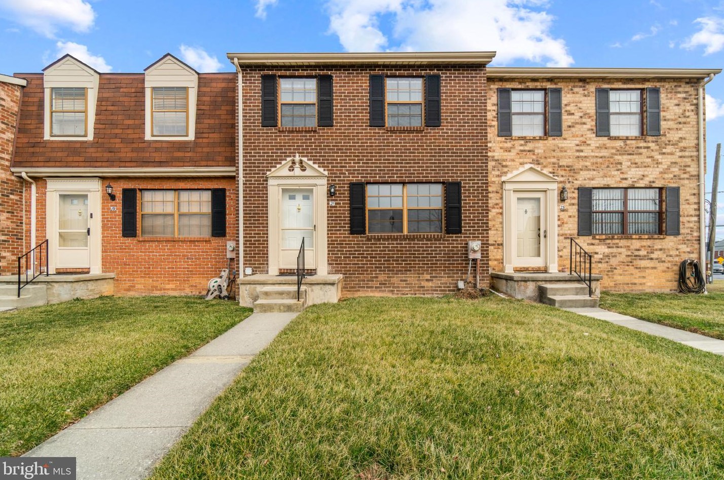 21 Holland Hill Ct, Baltimore, MD 21228