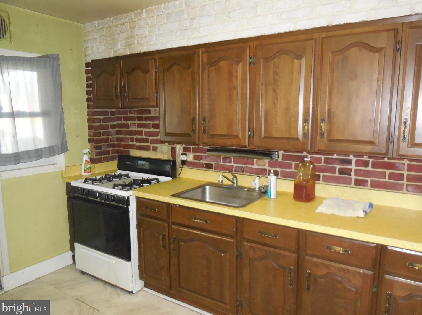 7304 Bridgewood Dr, Baltimore MD  21224-1913 exterior