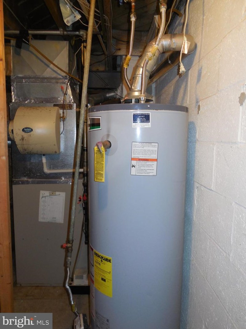 7304 Bridgewood Dr, Baltimore MD  21224-1913 exterior