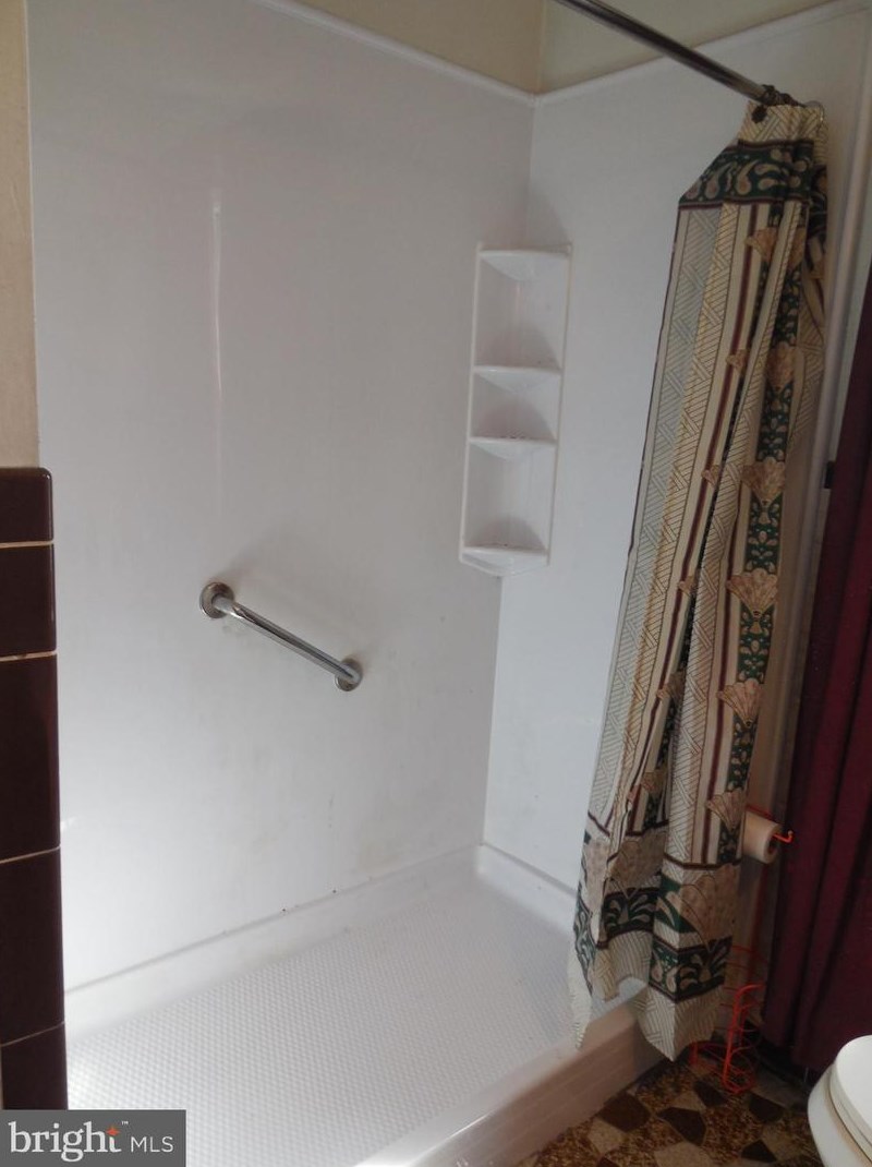 7304 Bridgewood Dr, Baltimore MD  21224-1913 exterior