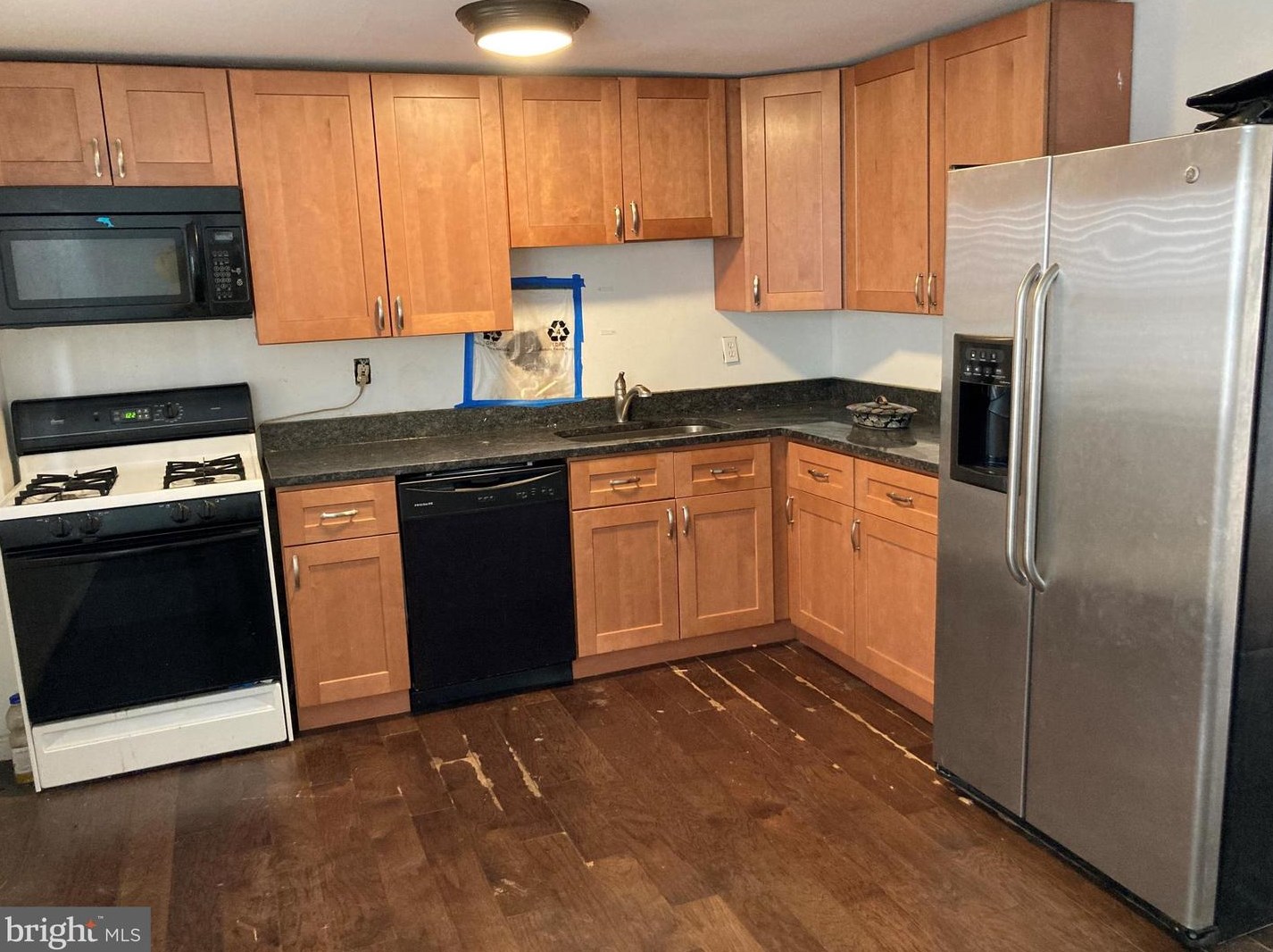 3265 Ryerson Cir, Baltimore, MD 21227-4717