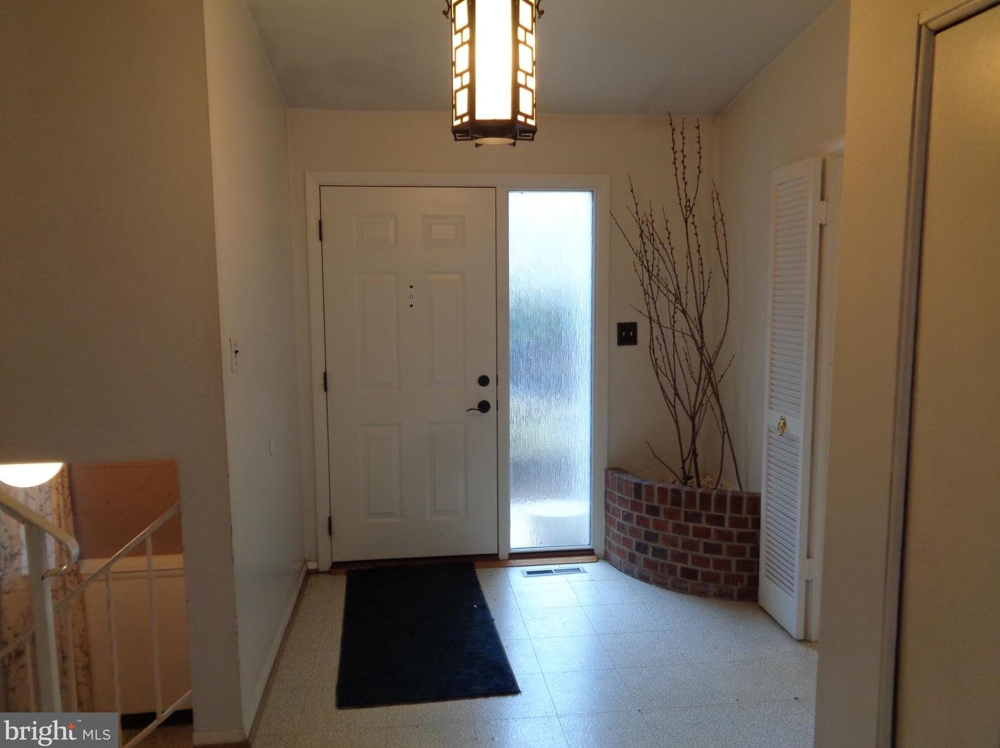 8150 Scotts Level Rd, Baltimore, MD 21208-2227