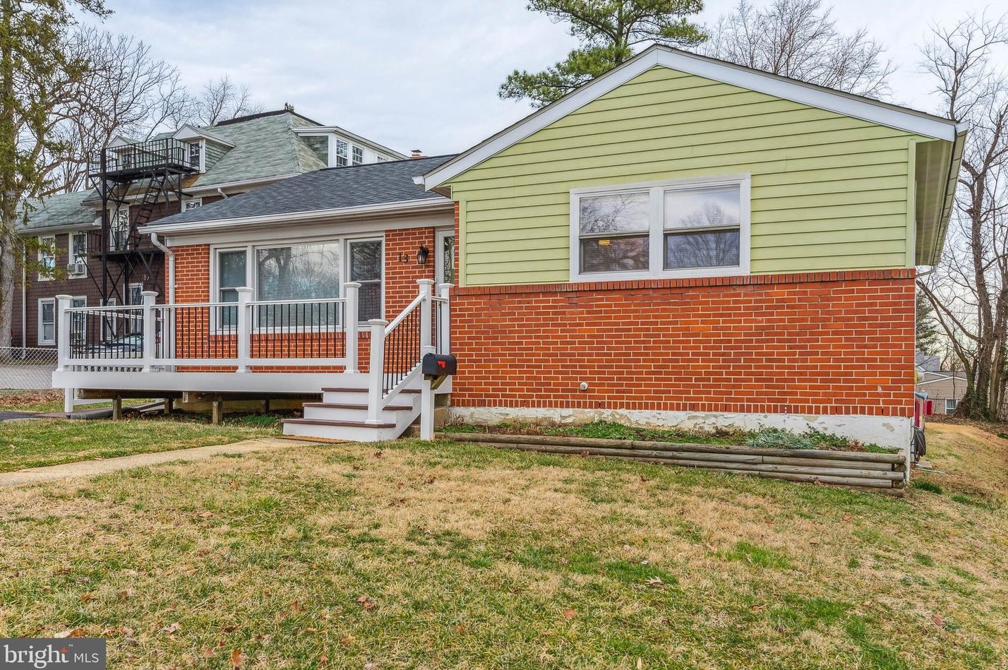 13 Saint Timothys Ln, Baltimore, MD 21228-4634