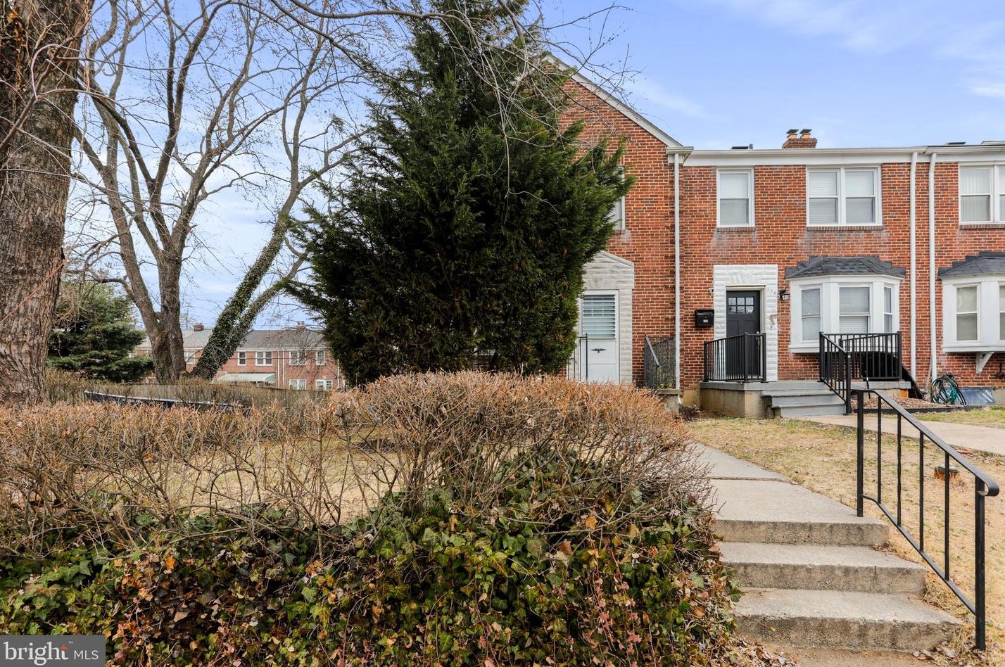 230 Blakeney Rd, Baltimore, MD 21228-3520