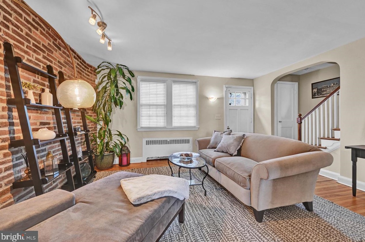 92 Murdock Rd, Baltimore, MD 21212-1747