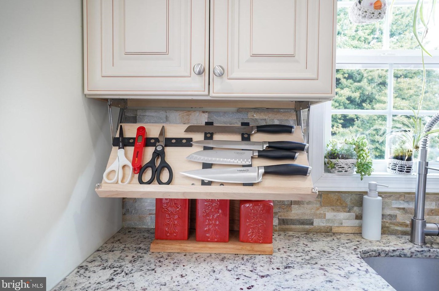 1254 Birch Ave, Baltimore MD  21227-2624 exterior