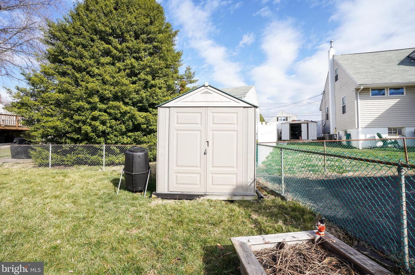 1254 Birch Ave, Baltimore MD  21227-2624 exterior