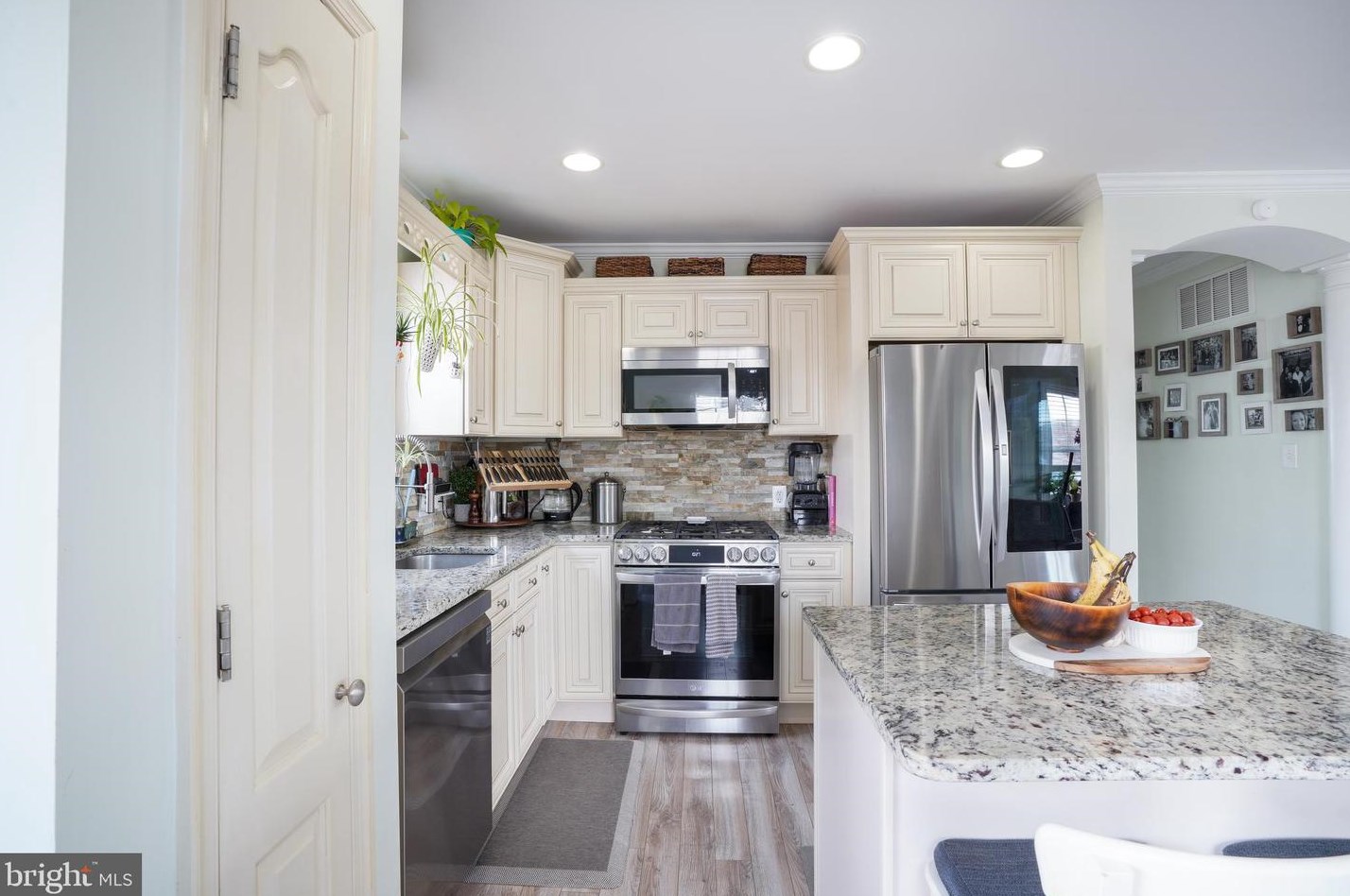 1254 Birch Ave, Baltimore MD  21227-2624 exterior