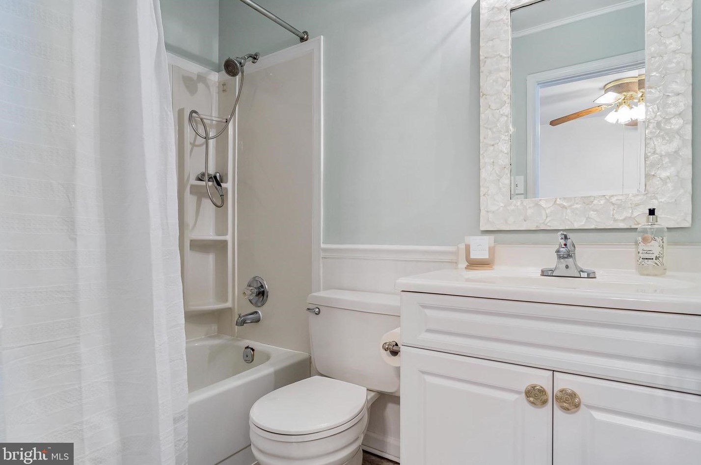 5712 Richardson Mews Sq, Baltimore MD  21227-4291 exterior