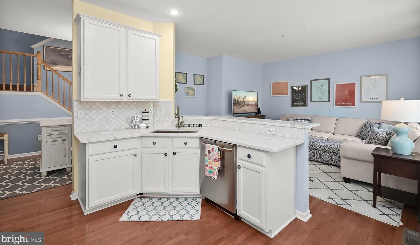 5942 Ivy League Dr, Baltimore MD  21228-5783 exterior