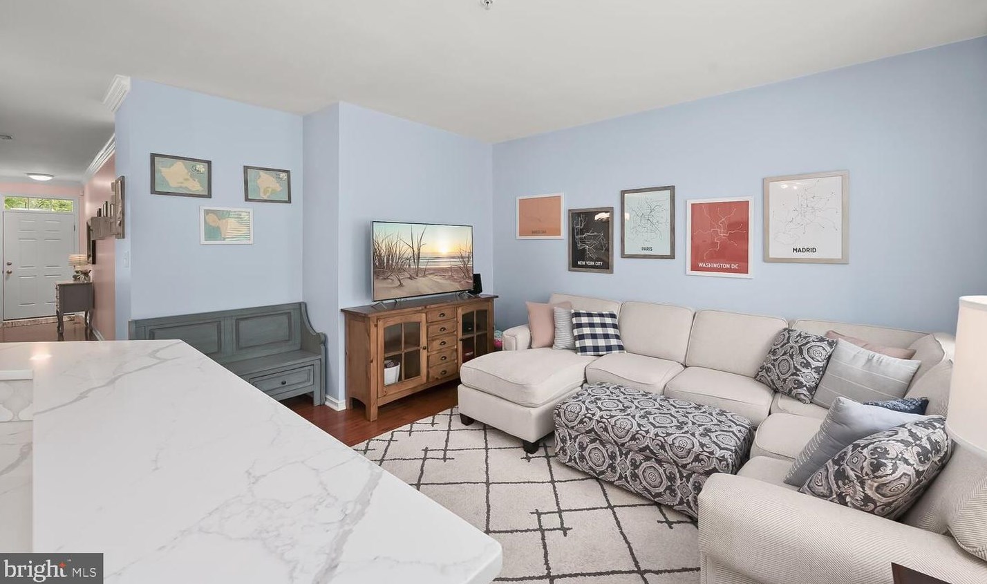 5942 Ivy League Dr, Baltimore MD  21228-5783 exterior