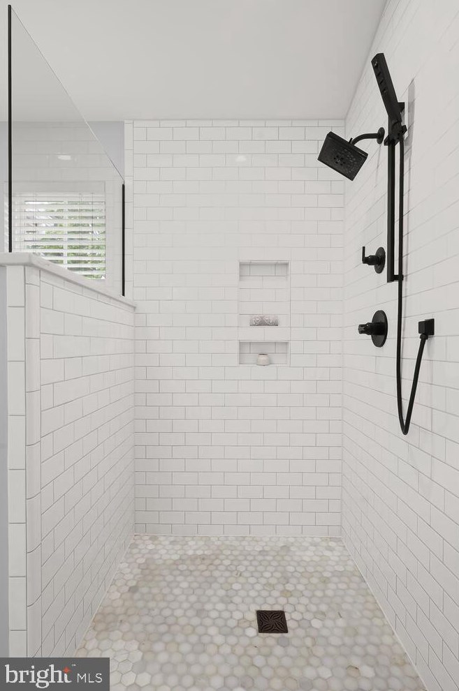 5942 Ivy League Dr, Baltimore MD  21228-5783 exterior