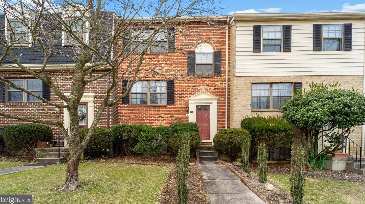 10 Drawbridge Ct, Baltimore, MD 21228