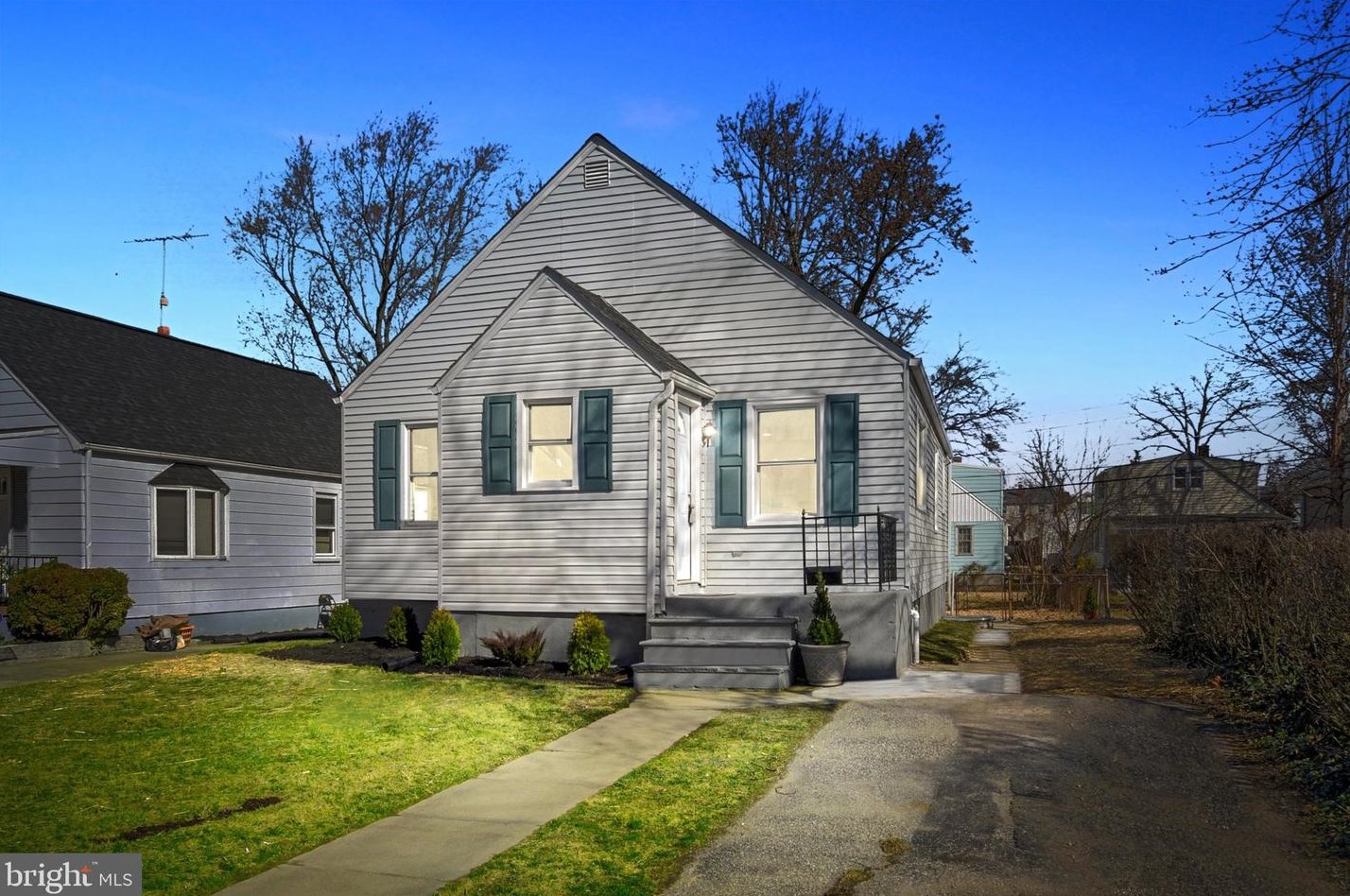 2520 Linwood Rd, Baltimore, MD 21234-7017