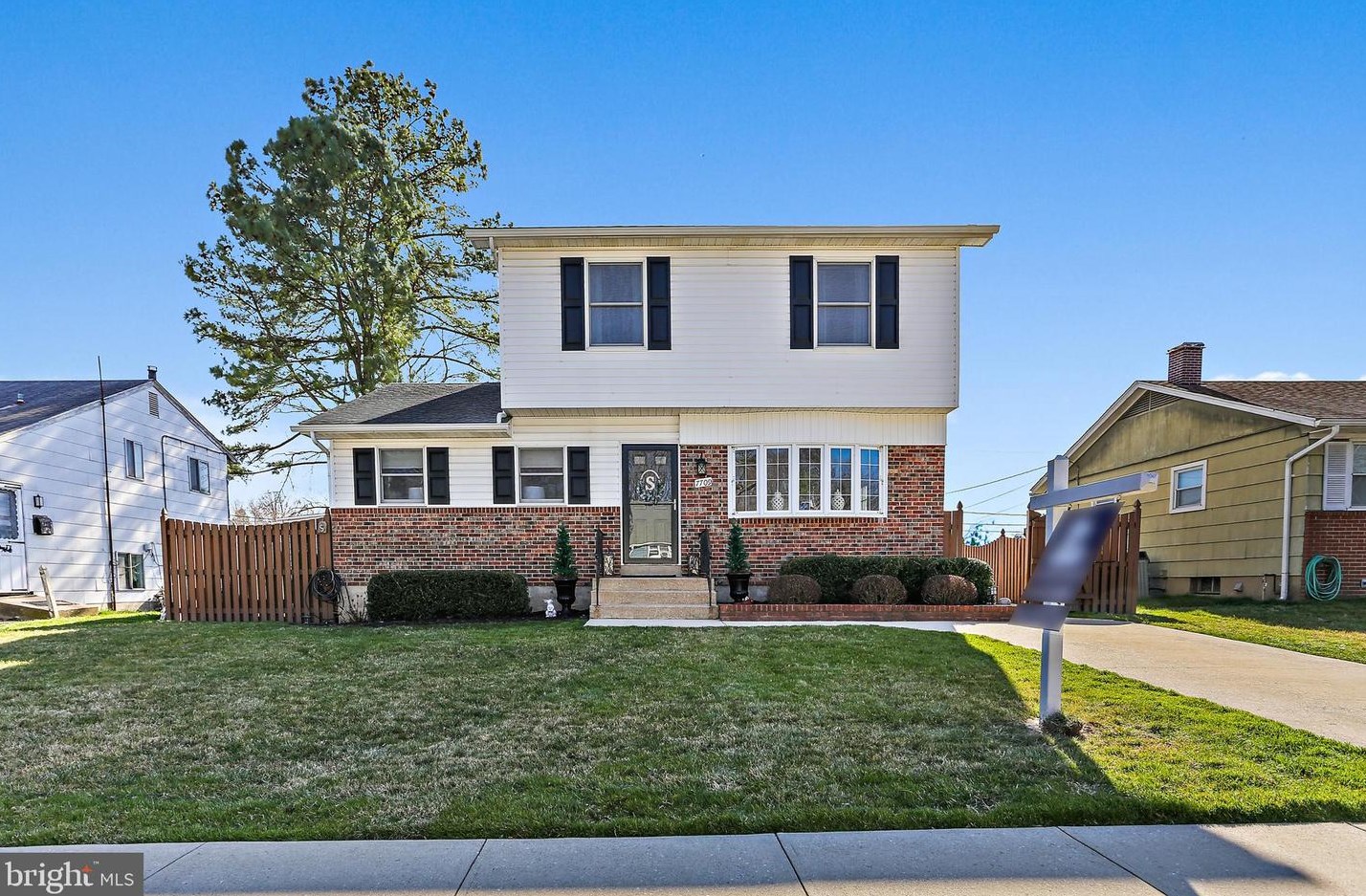 7709 Seekford Rd, Baltimore, MD 21219-1925