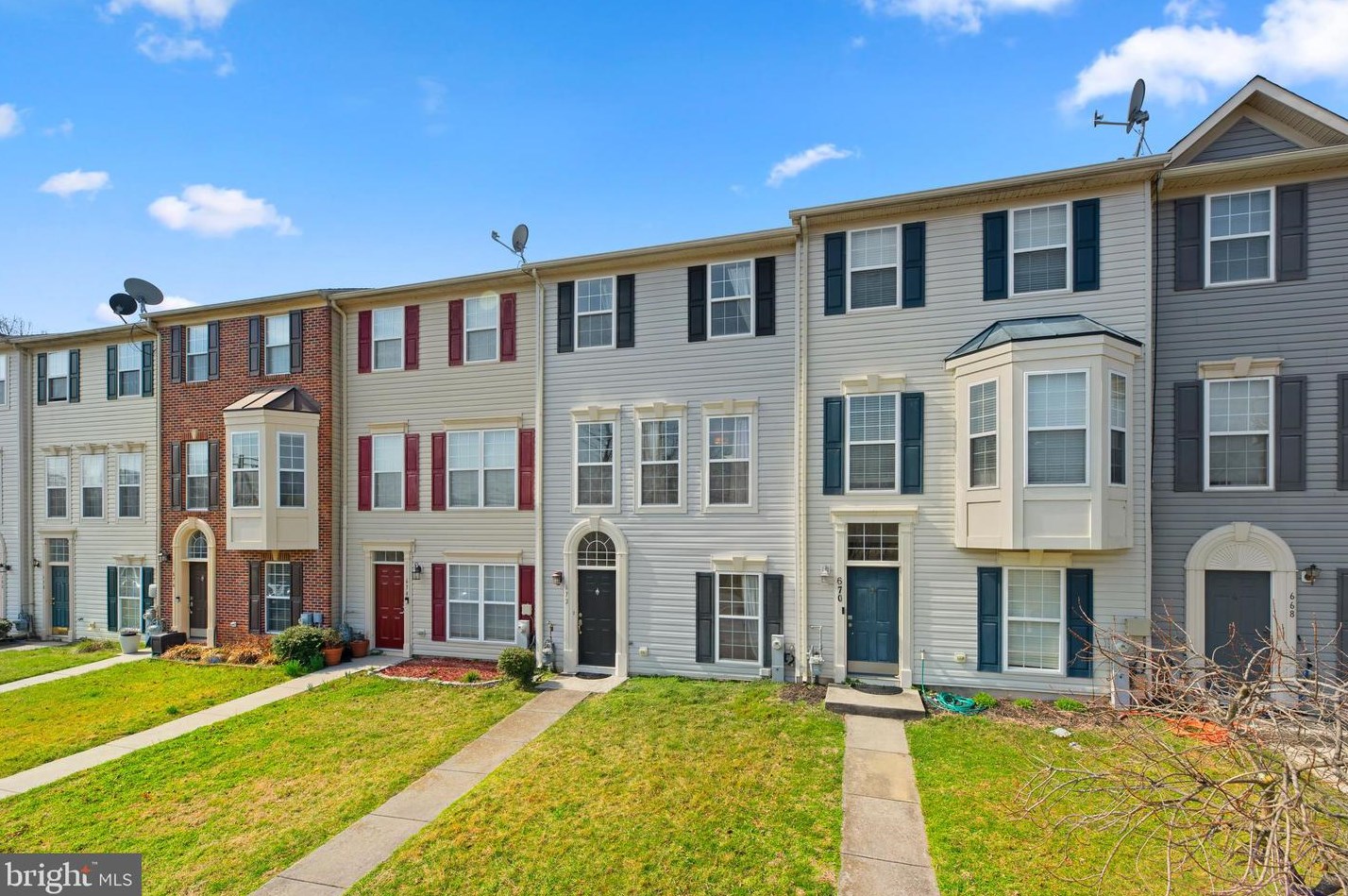 672 Luthardt Rd, Baltimore, MD 21220-2380