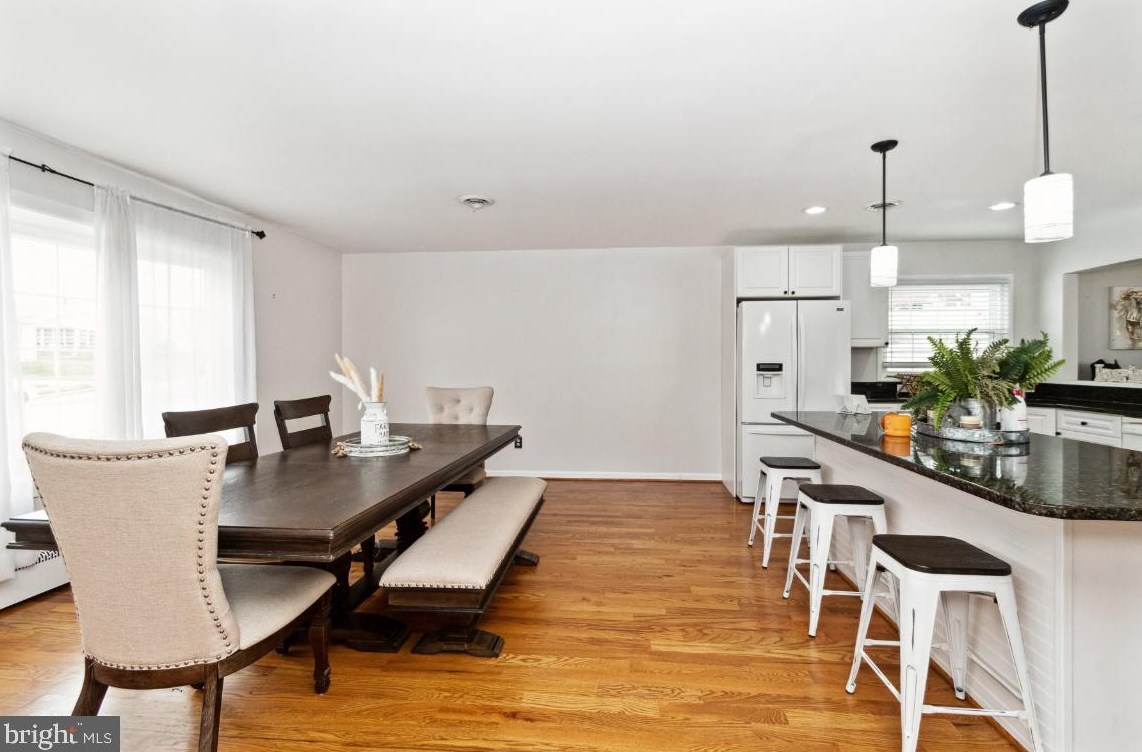1106 Plover Dr, Baltimore MD  21227-4338 exterior