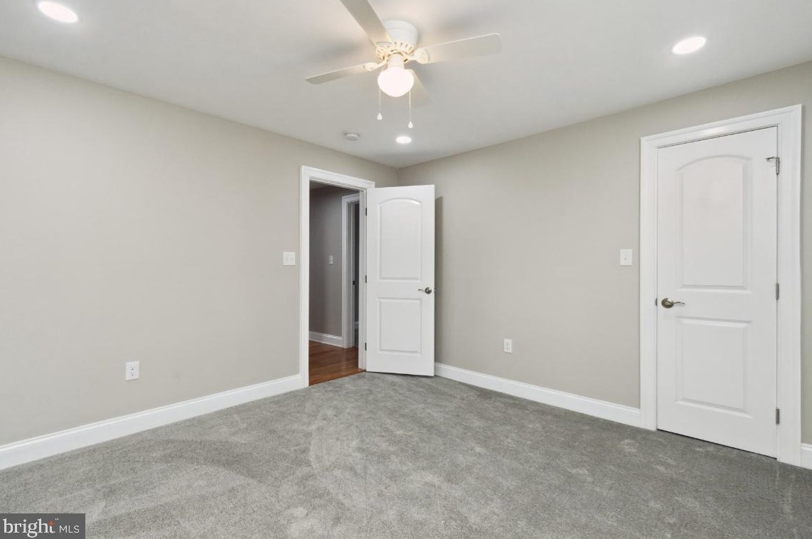 4 Mount De Sales Rd, Baltimore MD  21229-2205 exterior