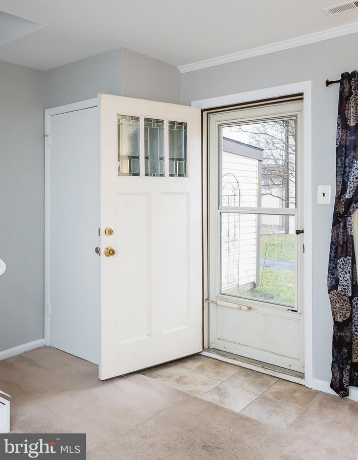 79 King Henry Cir, Baltimore, MD 21237-4113