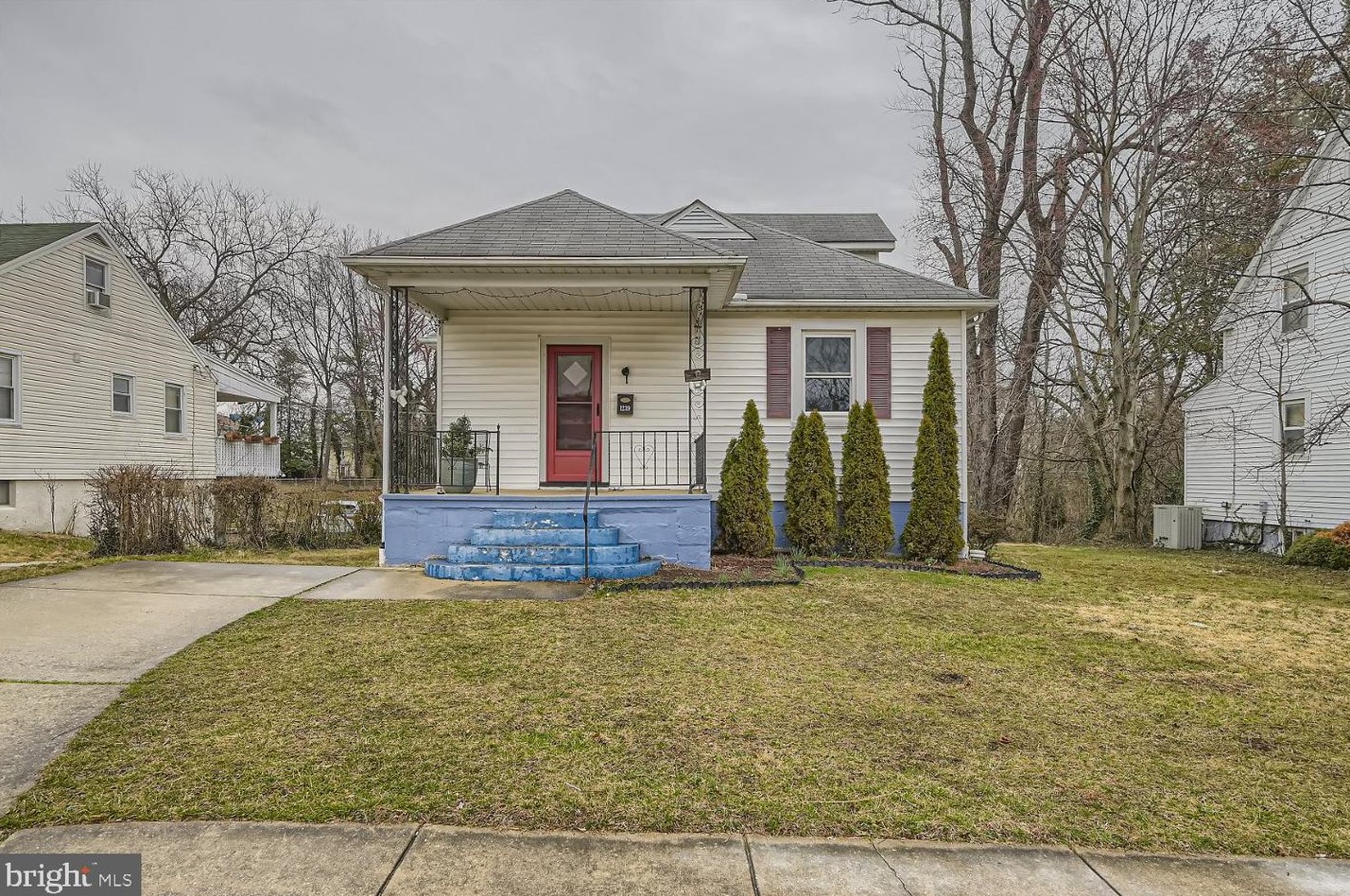 1239 Maiden Choice Ln, Baltimore MD  21229-5414 exterior