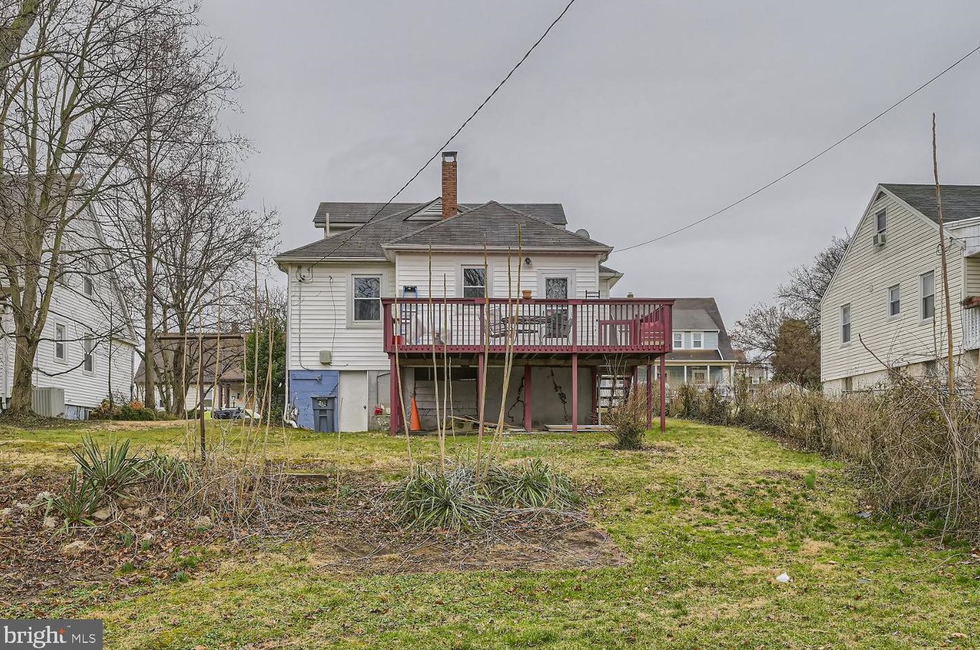 1239 Maiden Choice Ln, Baltimore MD  21229-5414 exterior