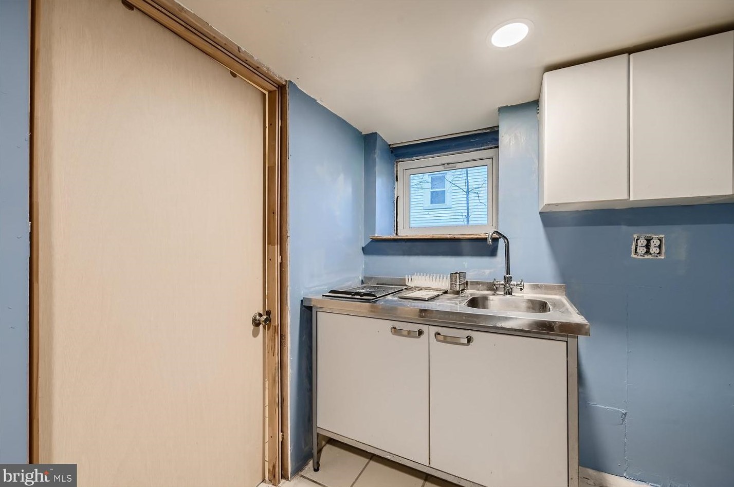 1239 Maiden Choice Ln, Baltimore MD  21229-5414 exterior