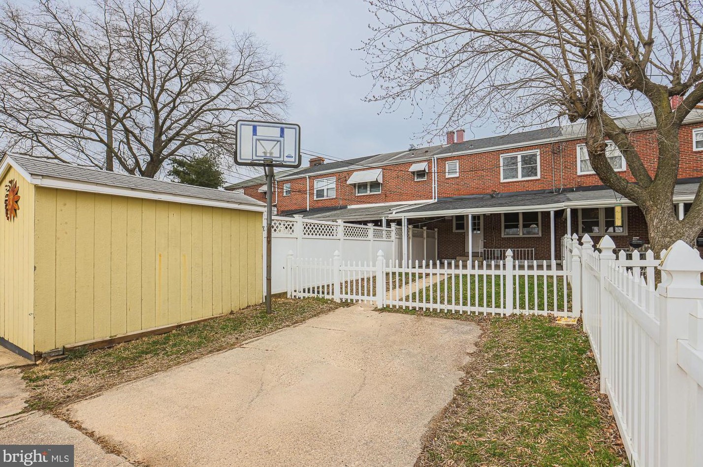 1748 Stokesley Rd, Baltimore MD  21222-4837 exterior
