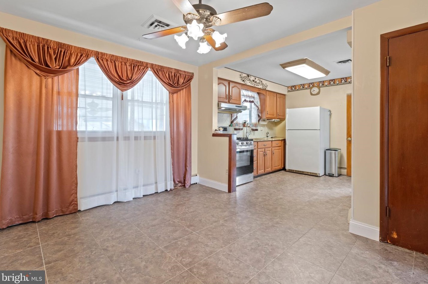 4216 Necker Ave, Baltimore MD 21236-2968 exterior