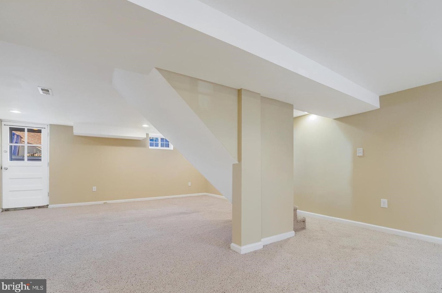 8204 Evergreen Dr, Baltimore MD  21234-5509 exterior