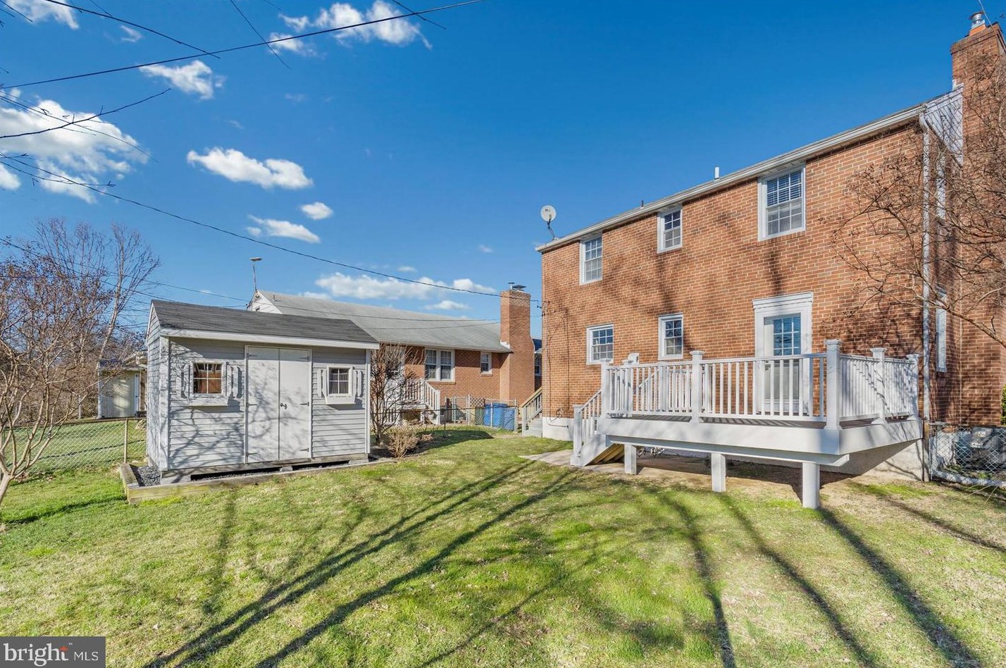 8204 Evergreen Dr, Baltimore MD  21234-5509 exterior