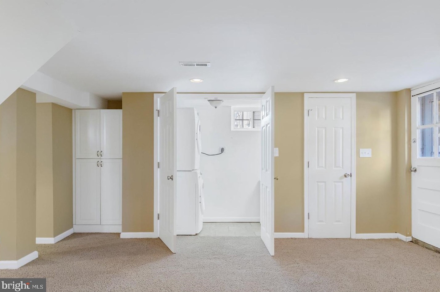 8204 Evergreen Dr, Baltimore MD  21234-5509 exterior