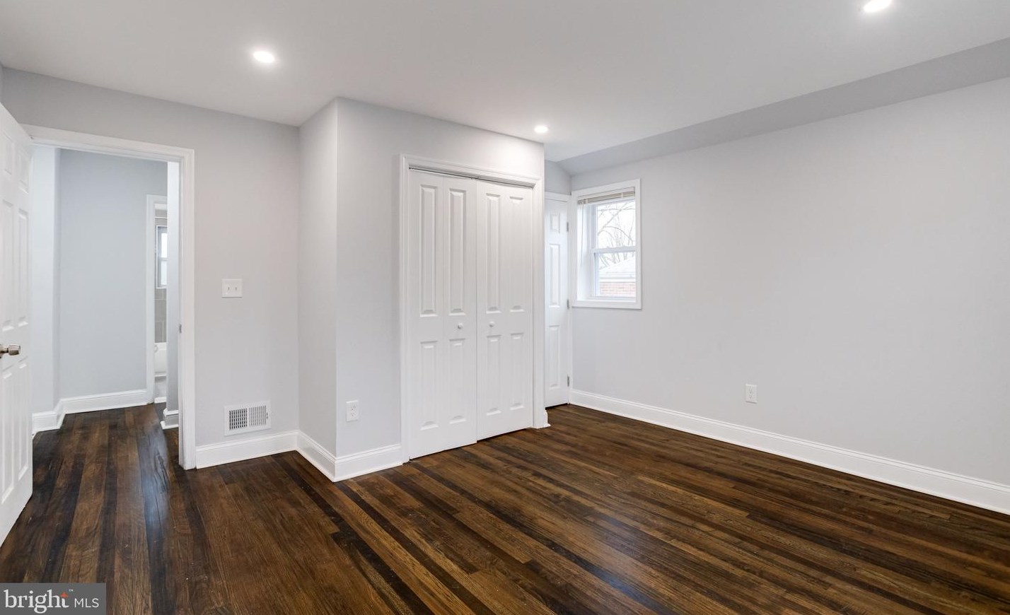 8426 Oakleigh Rd, Baltimore MD  21234-3726 exterior