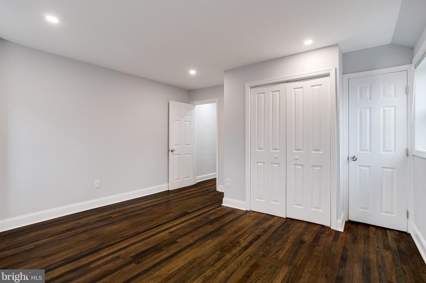8426 Oakleigh Rd, Baltimore MD  21234-3726 exterior