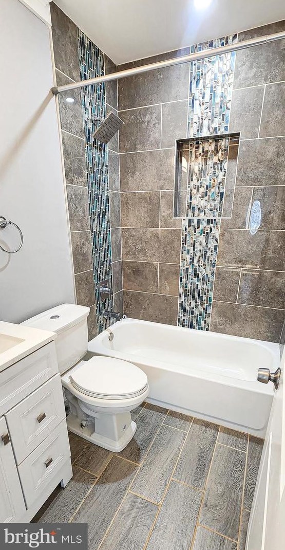 23 Avenal Rd, Baltimore MD  21221-7004 exterior