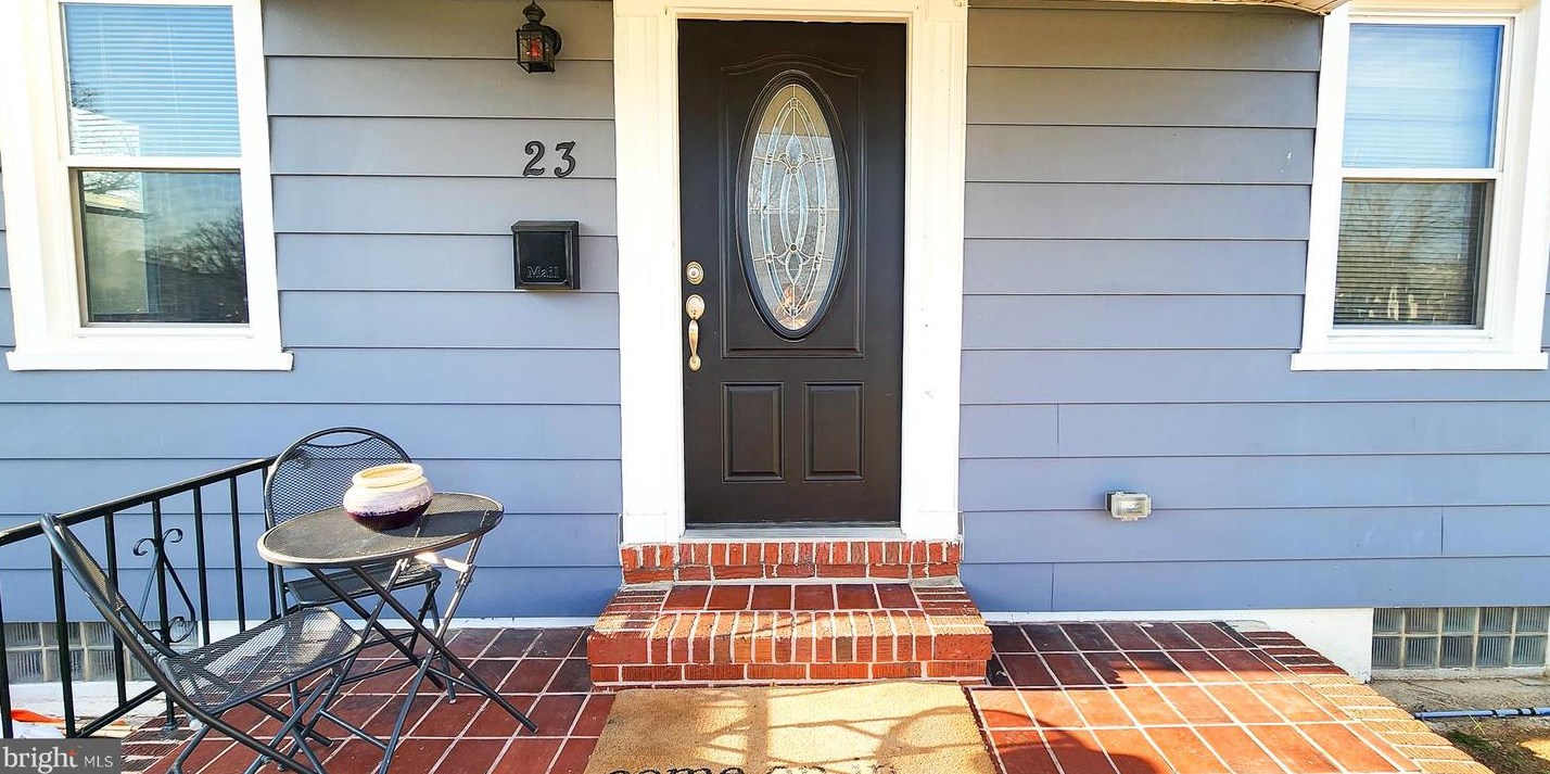 23 Avenal Rd, Baltimore MD  21221-7004 exterior
