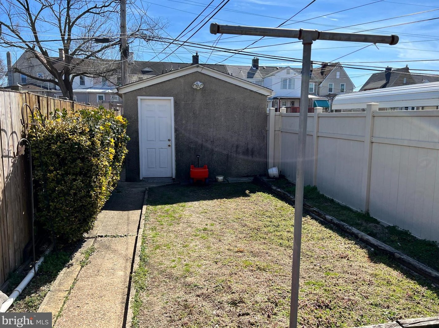 207 Colgate Ave, Baltimore MD  21222-4211 exterior