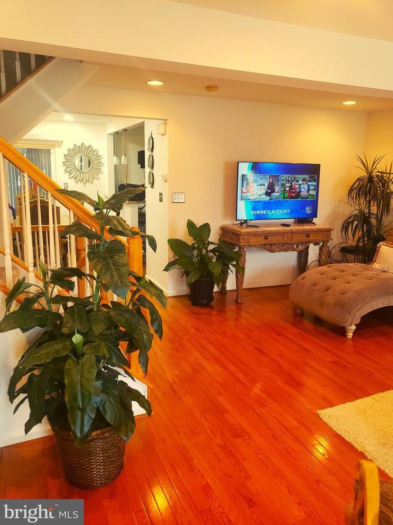 7307 Granite Woods Ct, Baltimore MD  21244-1655 exterior