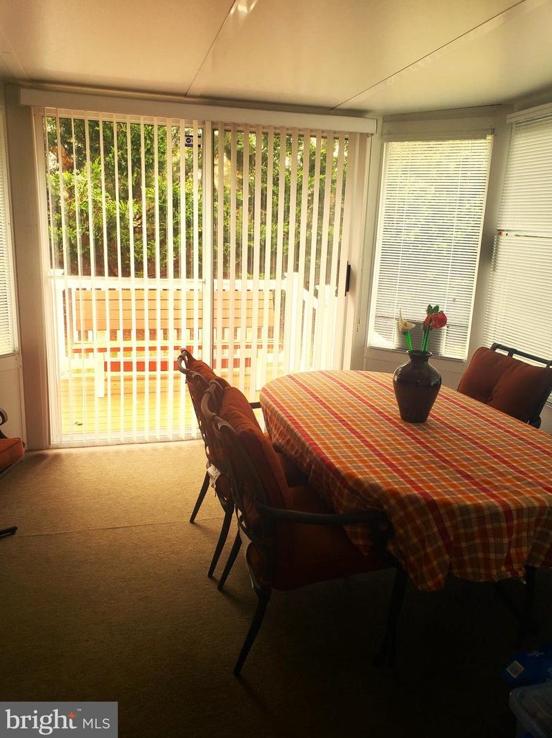 7307 Granite Woods Ct, Baltimore MD  21244-1655 exterior