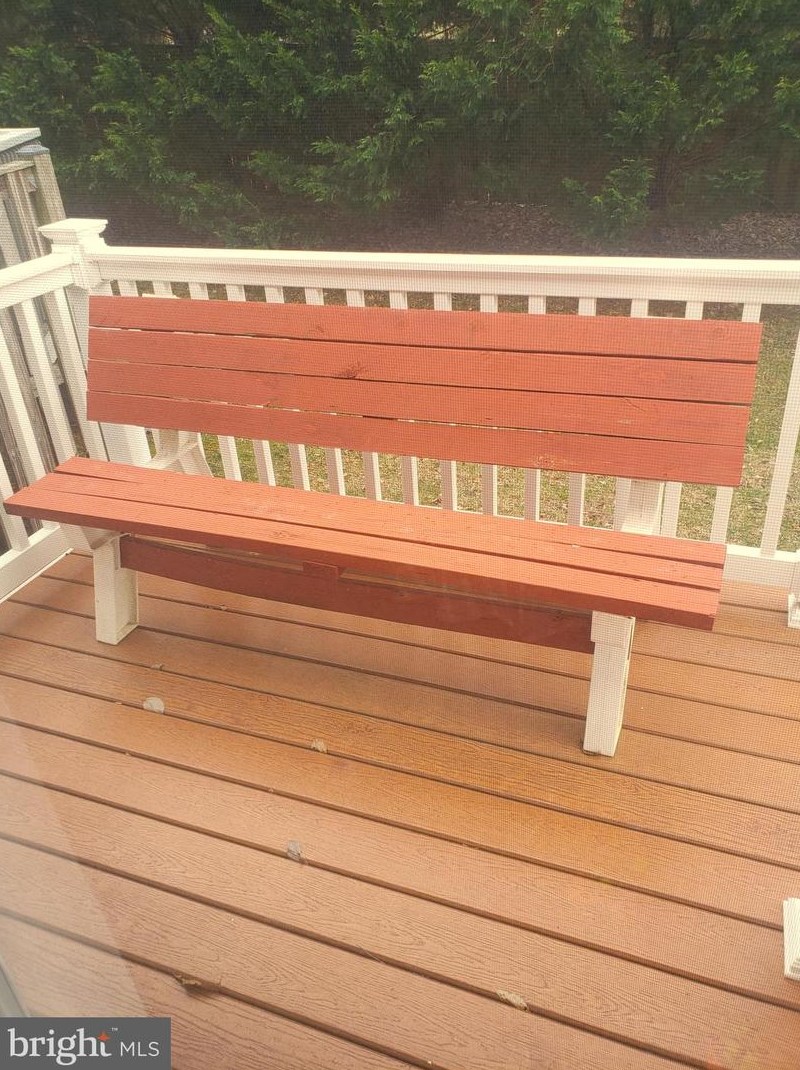 7307 Granite Woods Ct, Baltimore MD  21244-1655 exterior