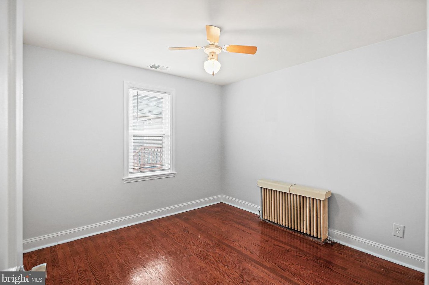 229 Beaumont Ave, Baltimore MD  21228-4308 exterior