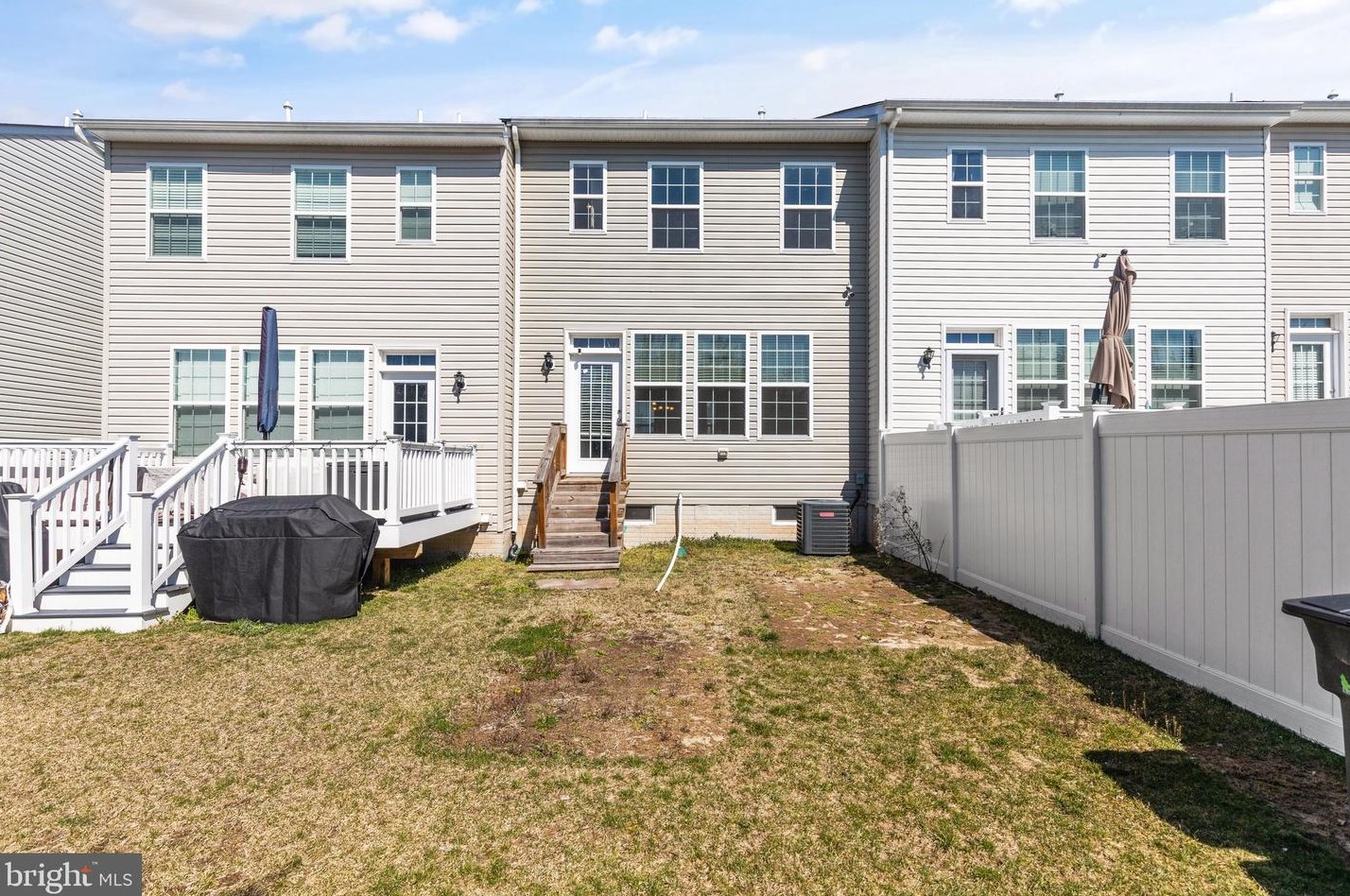 112 Ironwood Ct, Baltimore MD 21237 exterior